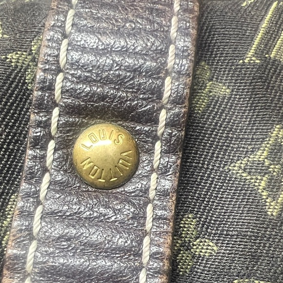 🎒 Louis Vuitton vintage Abbesses Messenger — Distressed - Picture 12 of 12